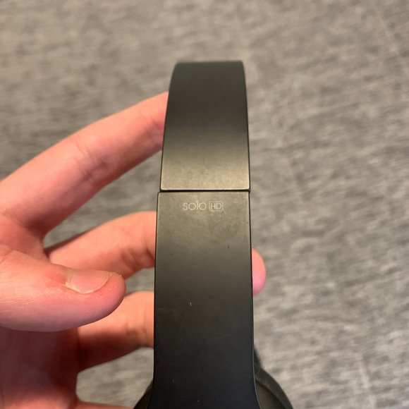 Solo beats by Dre - Picture 4 of 4